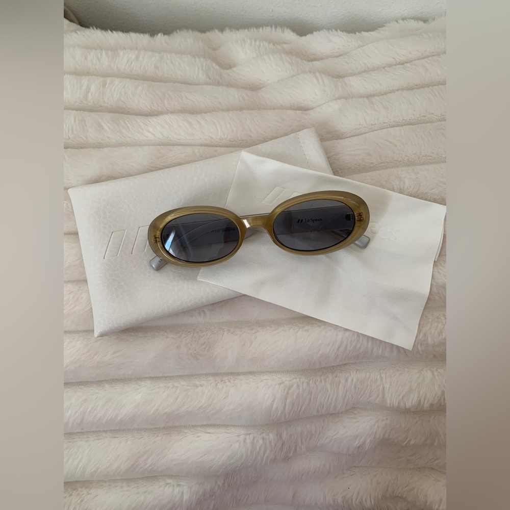 Le Specs glasses in perfect condition
